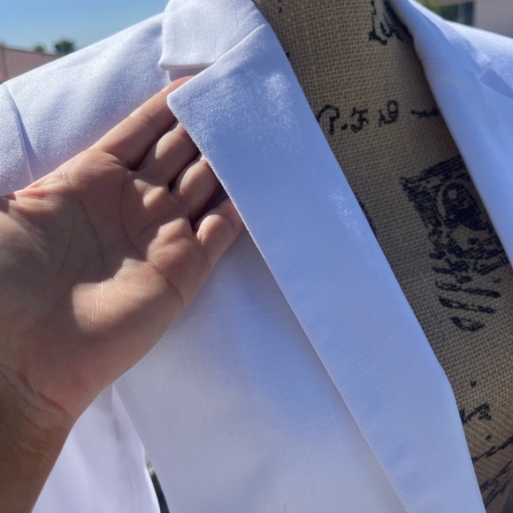 ANN TAYLOR FACTORY WHITE BLAZER SIZE 0 NEW WITH OUT TAGS - Picture 2 of 7